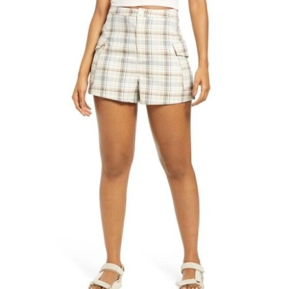 NWT bp Plaid Cargo Shorts in Ivory - Beige Veronika Plaid - Size: 2X
